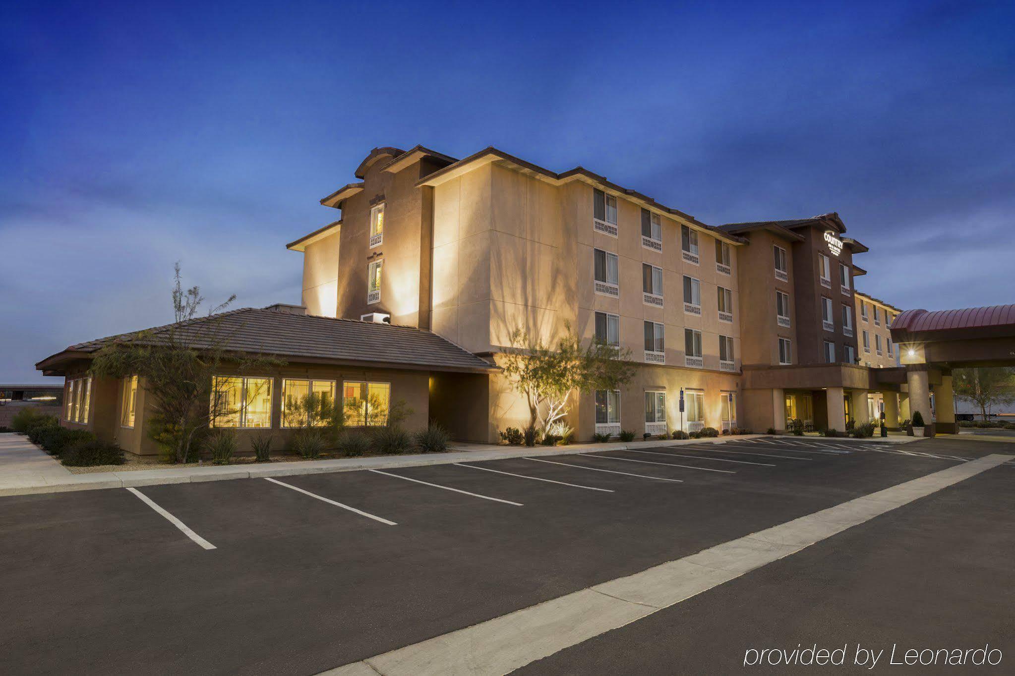 Holiday Inn & Suites - Barstow, An Ihg Hotel Exterior foto