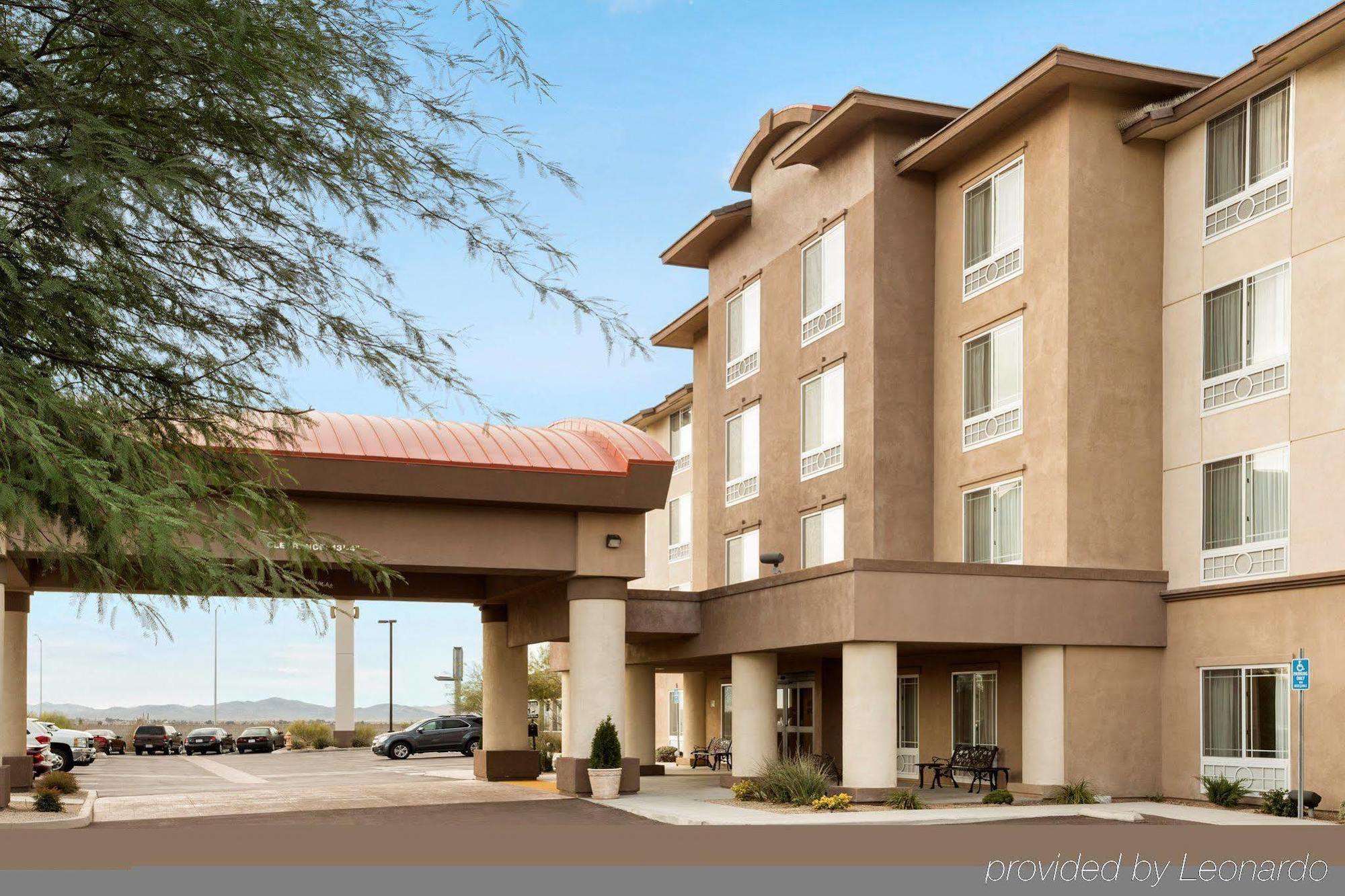 Holiday Inn & Suites - Barstow, An Ihg Hotel Exterior foto